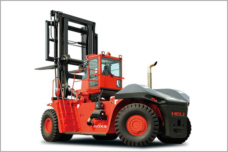 采用柴油發動機作為動力，承載能力3.0～6.0噸